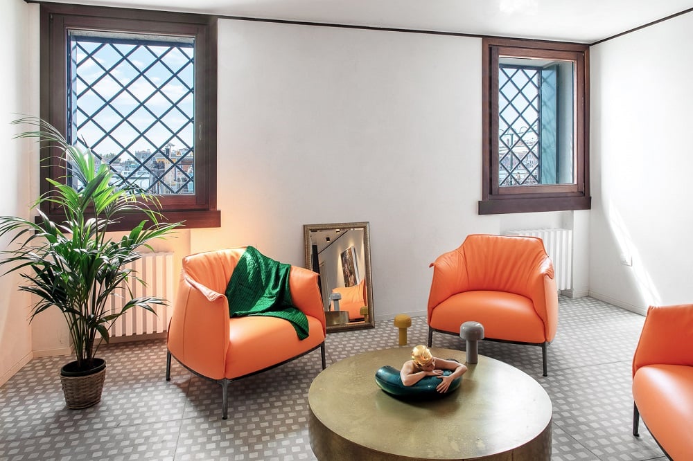 Statue moderne per interni quando il design incontra l'arte